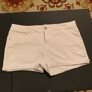 Time and Tru White Denim Shorts Size 16 plus